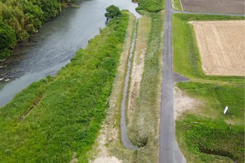 加古川水系杉原川 堤防補修工事 完成後の堤防状況 兵庫県西脇市